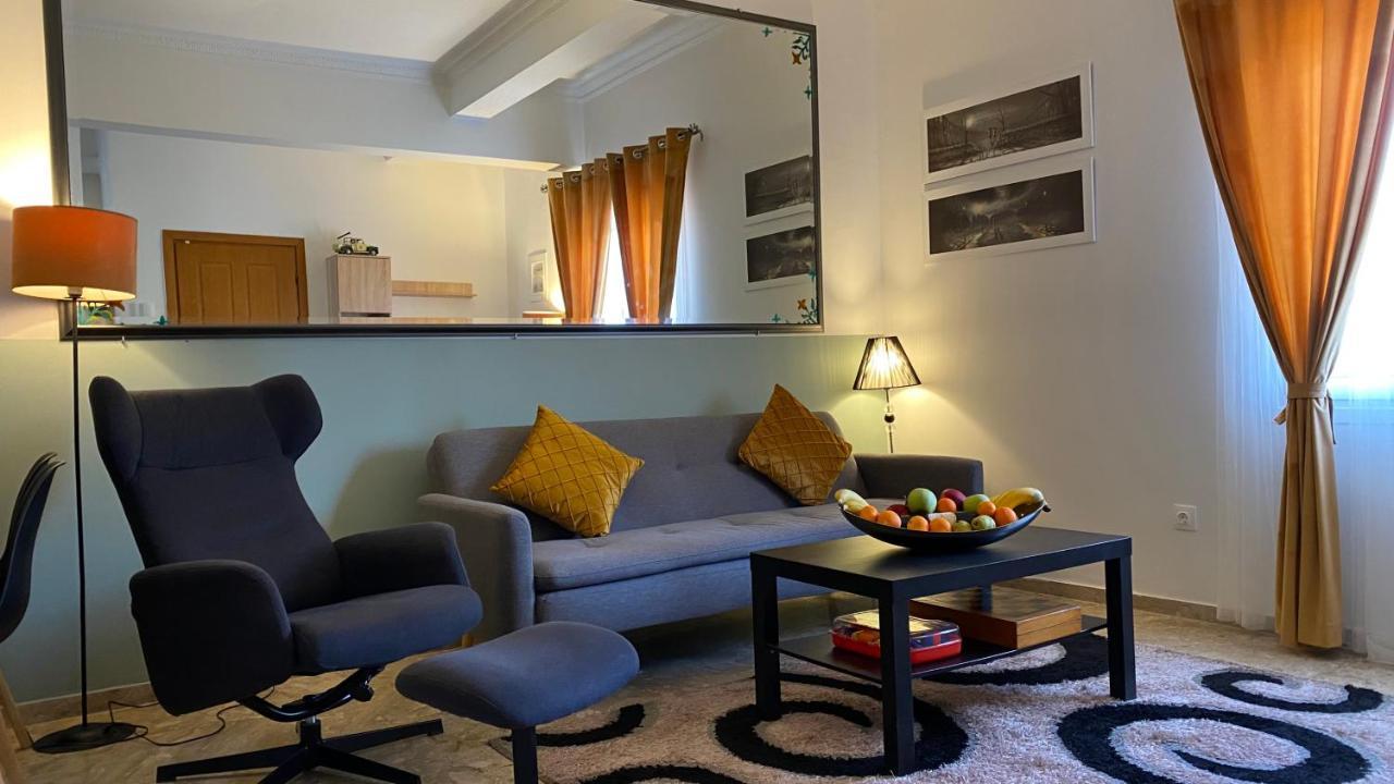 Patras Golden Suite מראה חיצוני תמונה