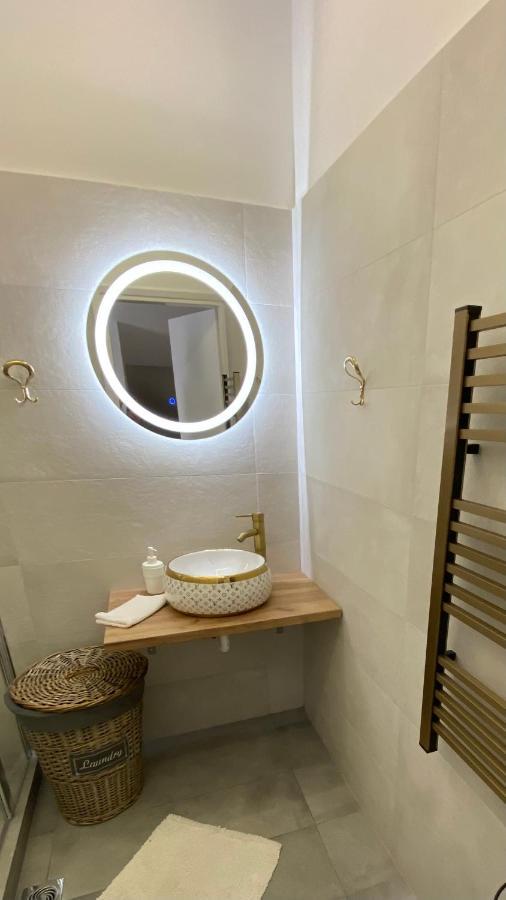 Patras Golden Suite מראה חיצוני תמונה