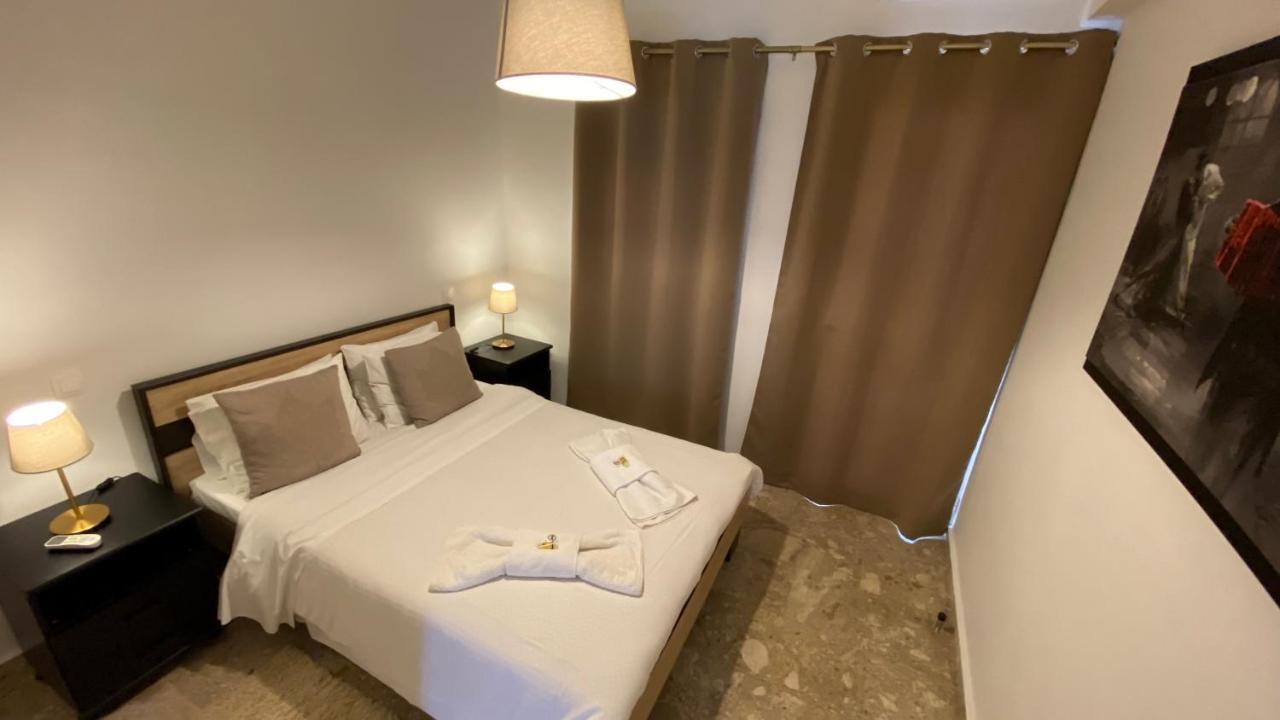 Patras Golden Suite מראה חיצוני תמונה