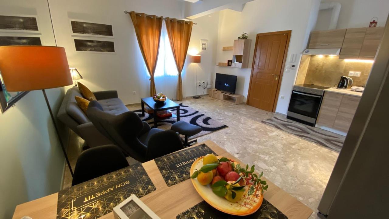 Patras Golden Suite מראה חיצוני תמונה
