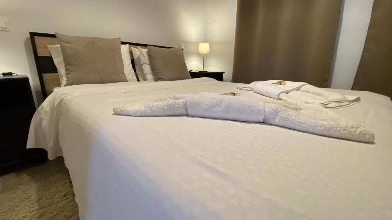 Patras Golden Suite מראה חיצוני תמונה