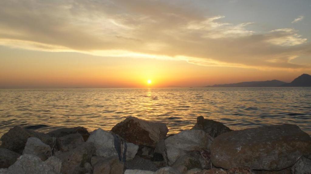 Patras Golden Suite מראה חיצוני תמונה